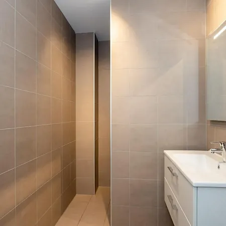 Serviced - Corporate Housing Nn38 *